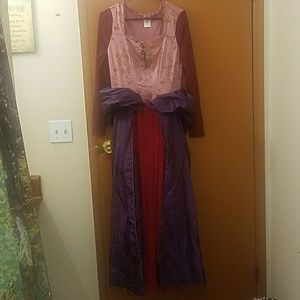 Sarah Sanderson Halloween Costume